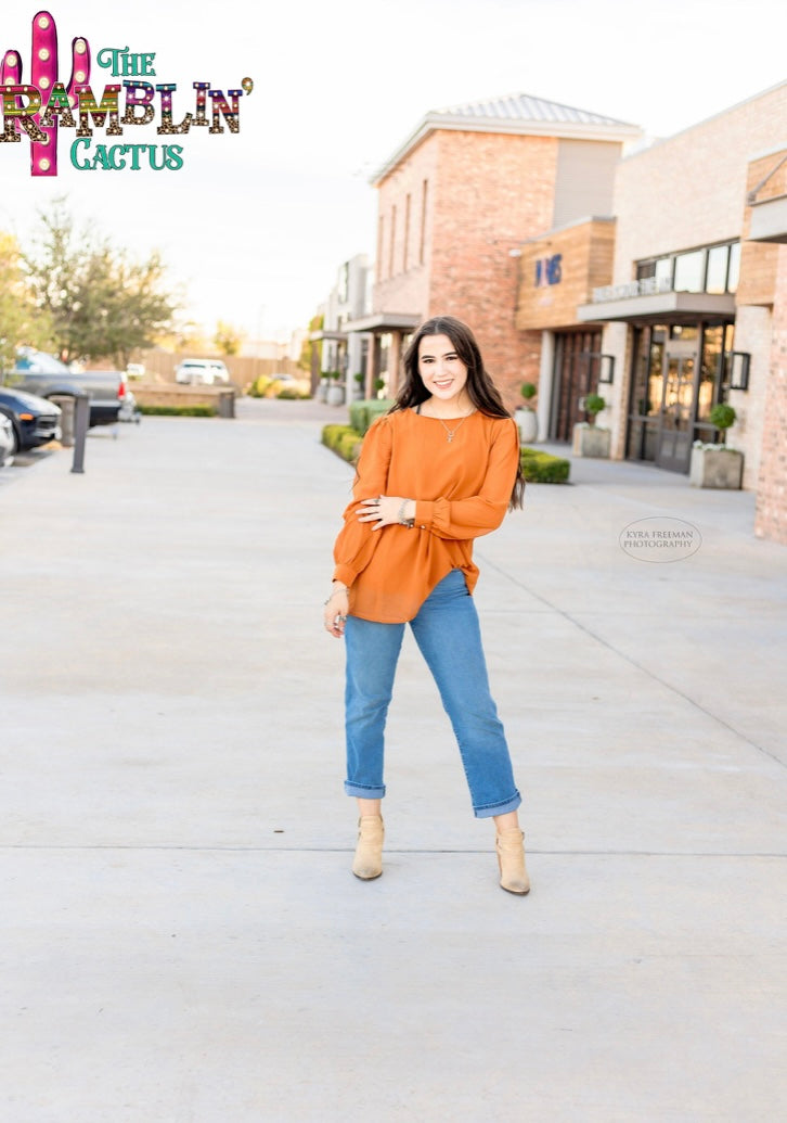 | '- Out To Lunch Top