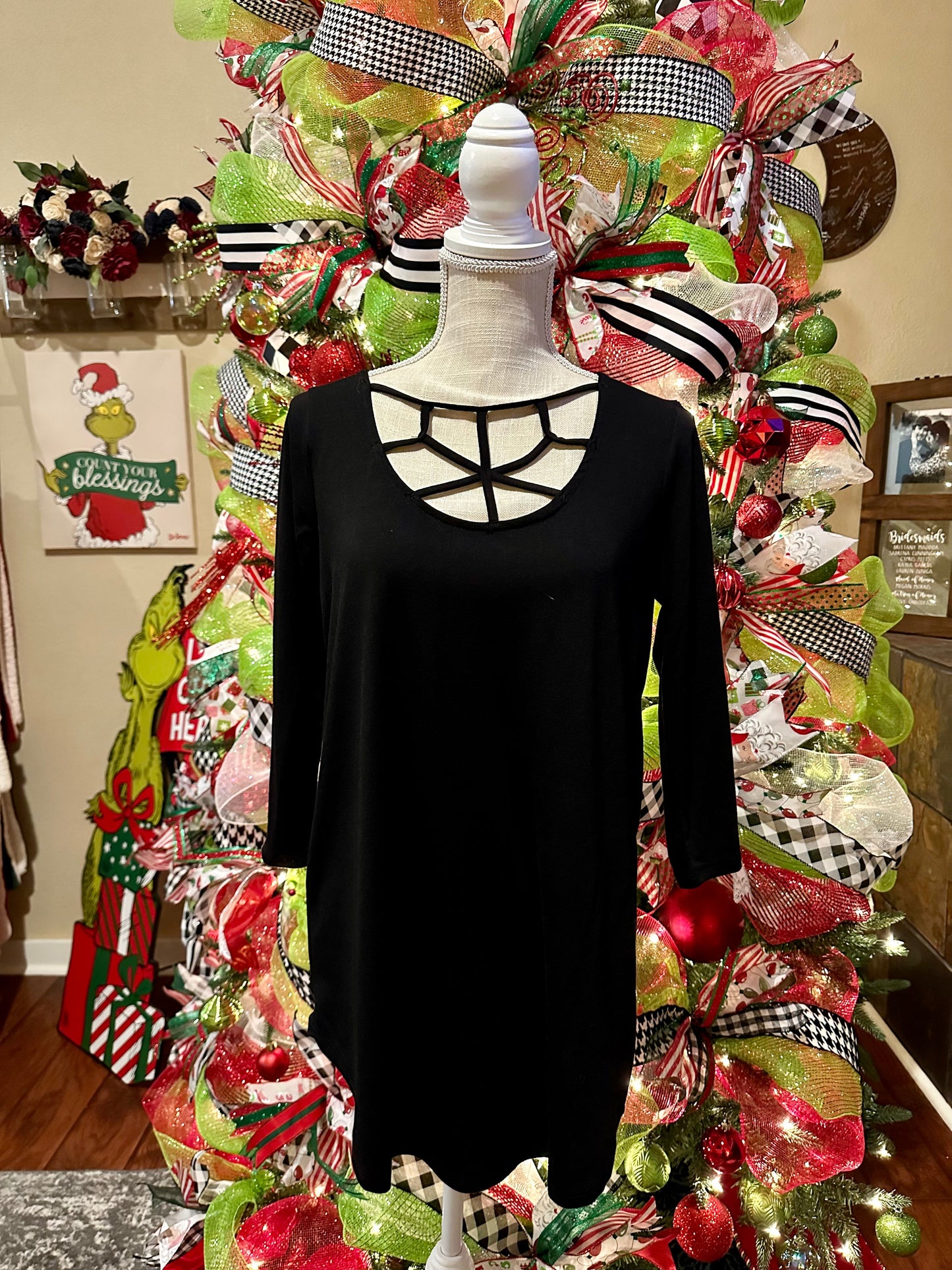 Black Criss Cross Everyday Top - Updated