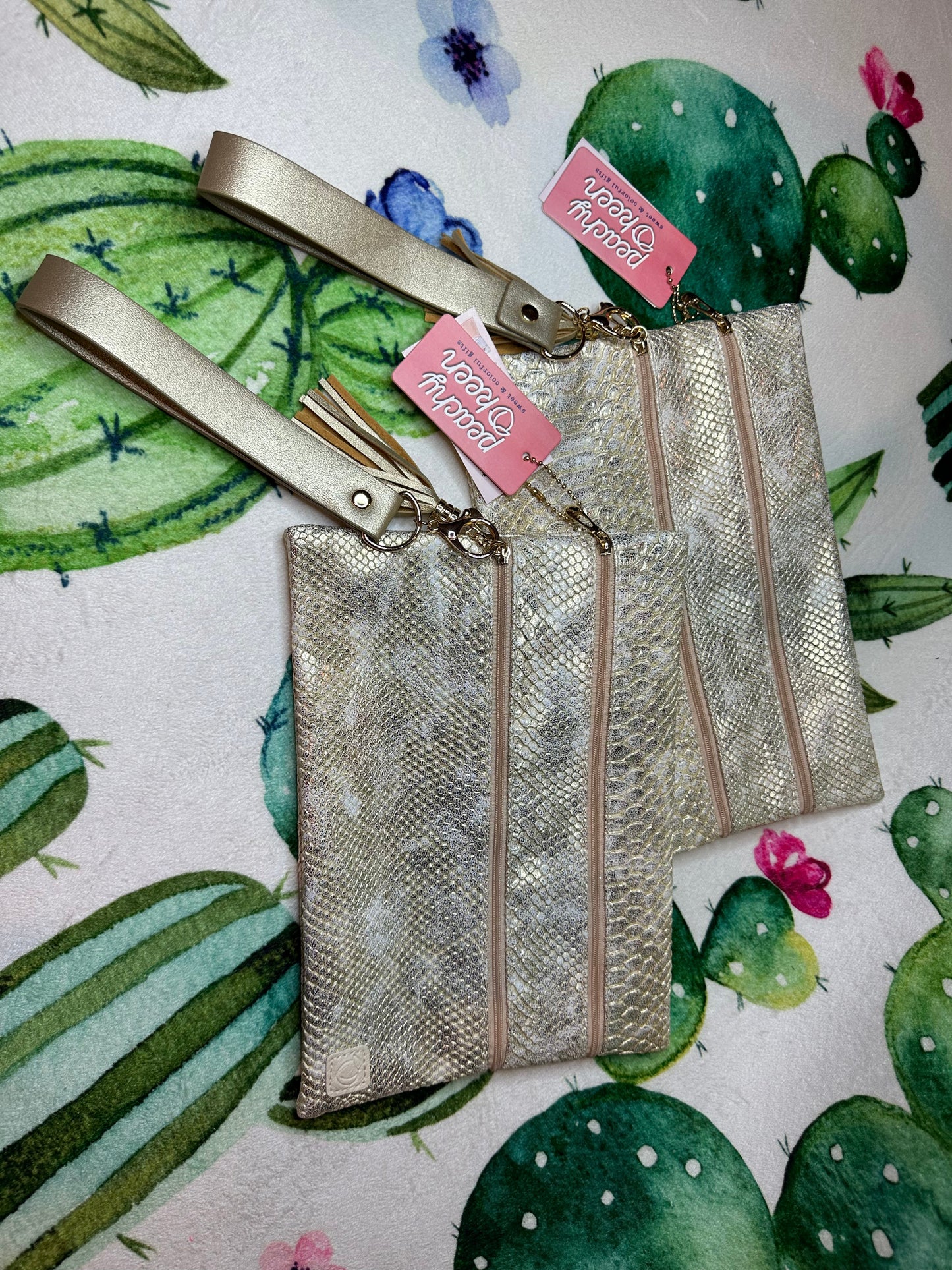 Golden Goddess Versi Bag