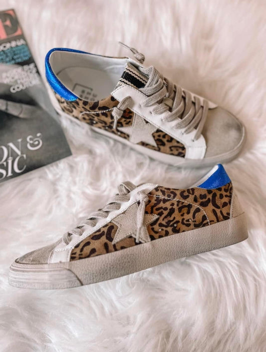 Vintage Distressed Pilar Sneakers